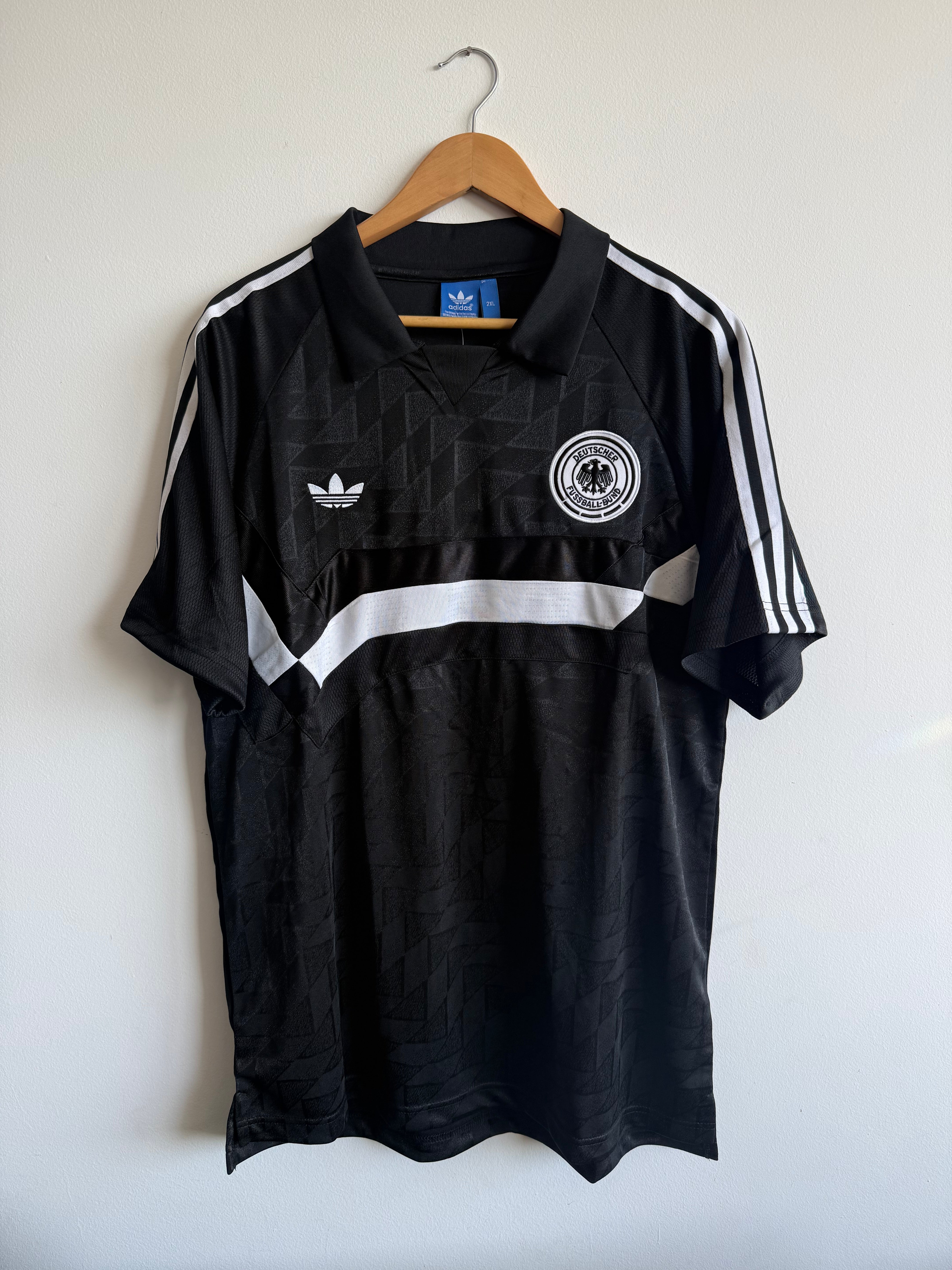 Arsenal 1997 away shirt – Camiseta del mundo