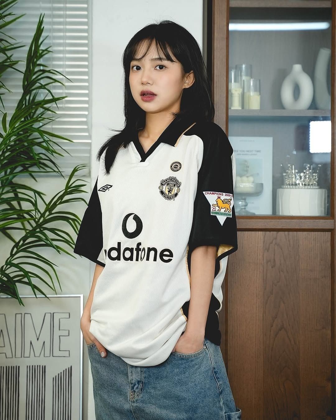 Manchester United 2001/02 – Centenary Anniversary Jersey (Reversible) | Retro Edition