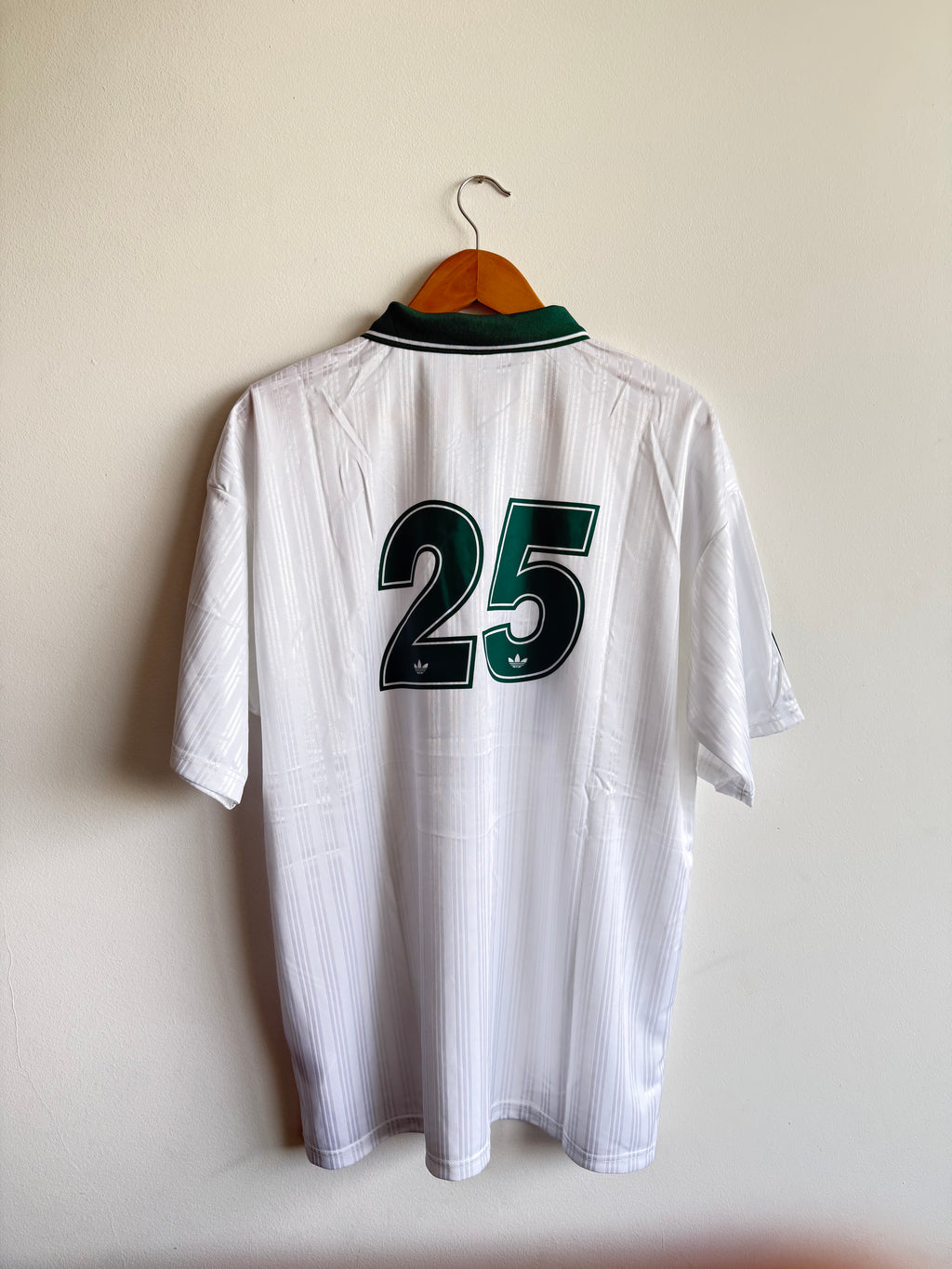 Camiseta Adidas x Oasis