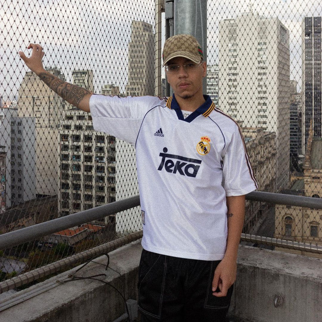 Camiseta retro del Real Madrid 1999-2000