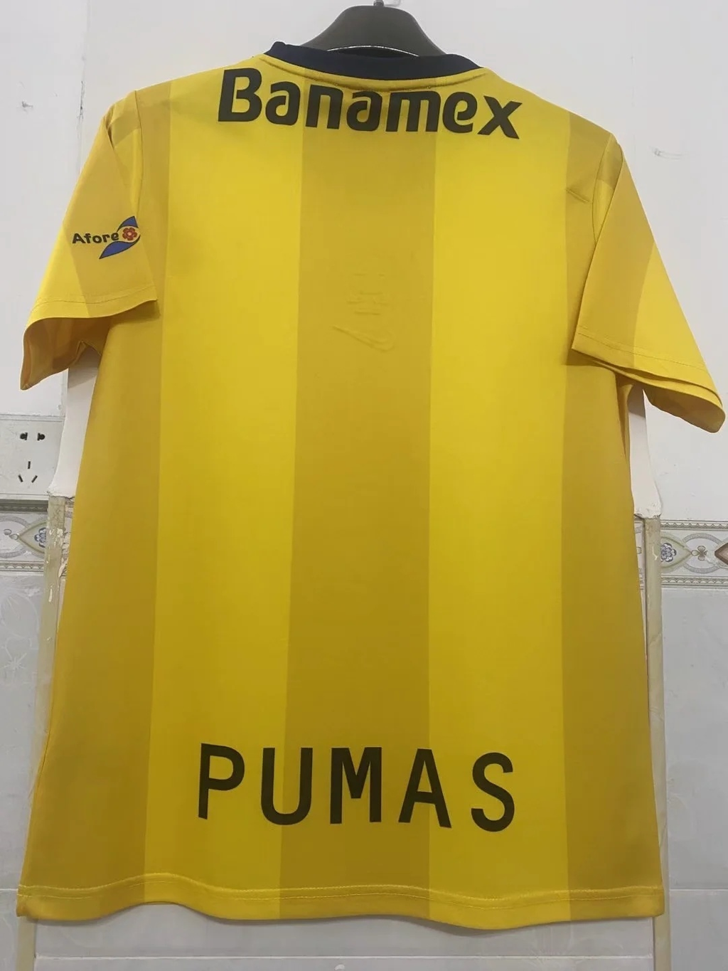 Pumas 00-01
