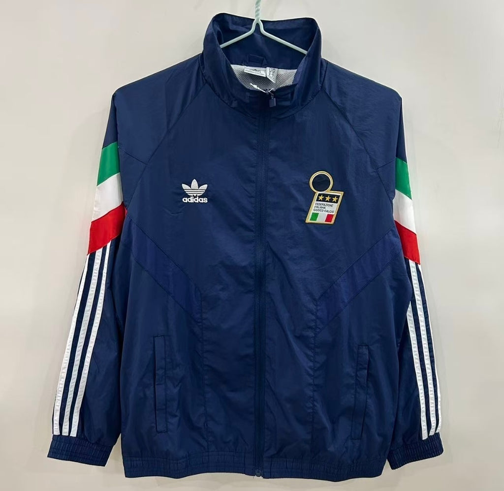 Italia 25-26