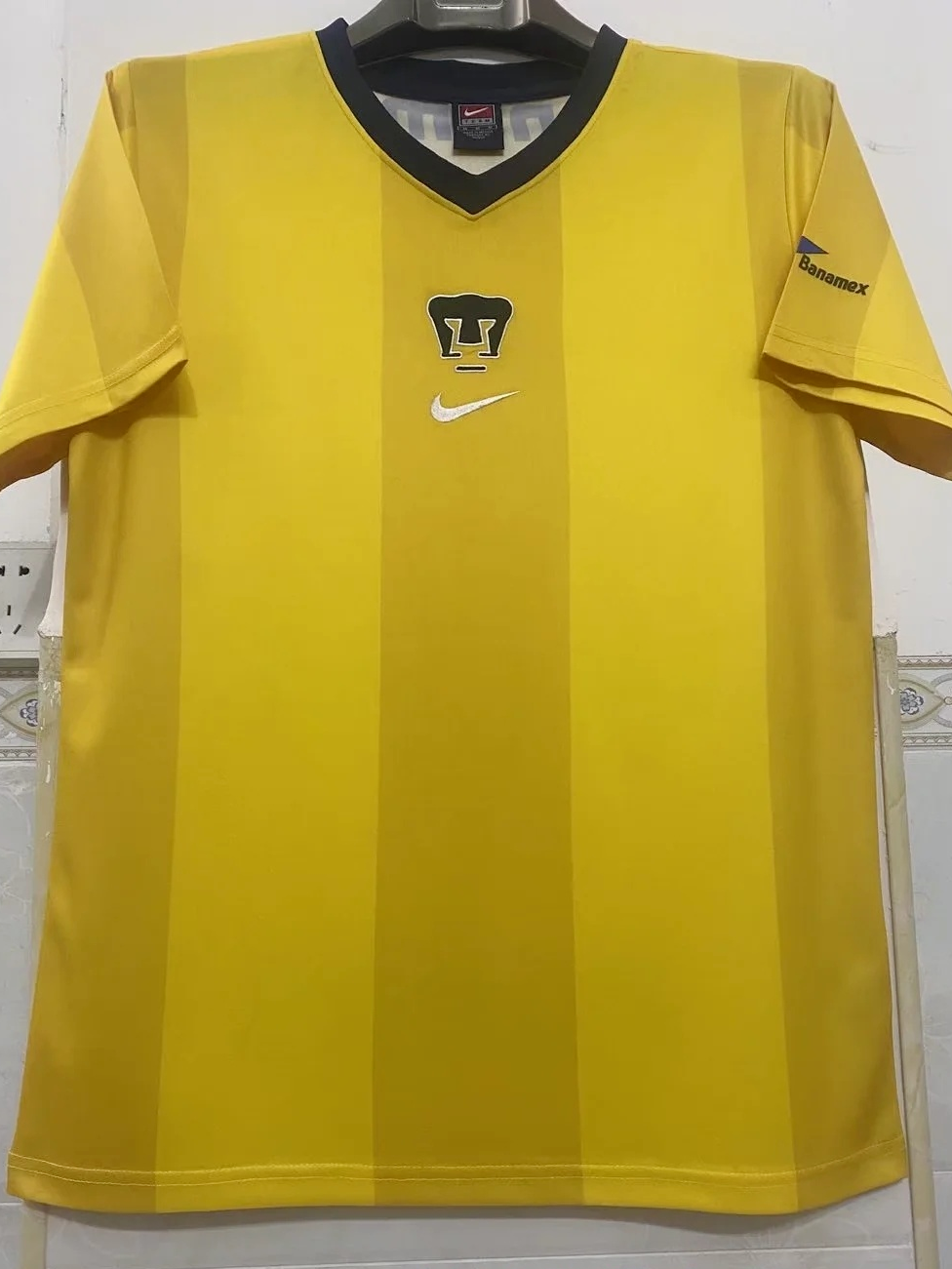 Pumas 00-01