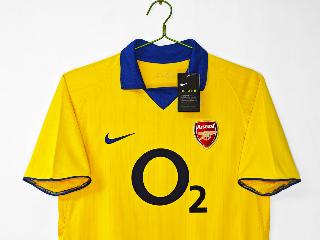 Arsenal  03-04